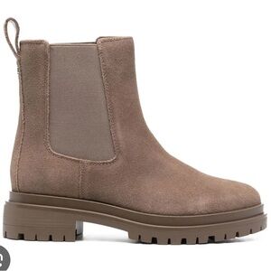 Ralph Lauren Boots NWOT